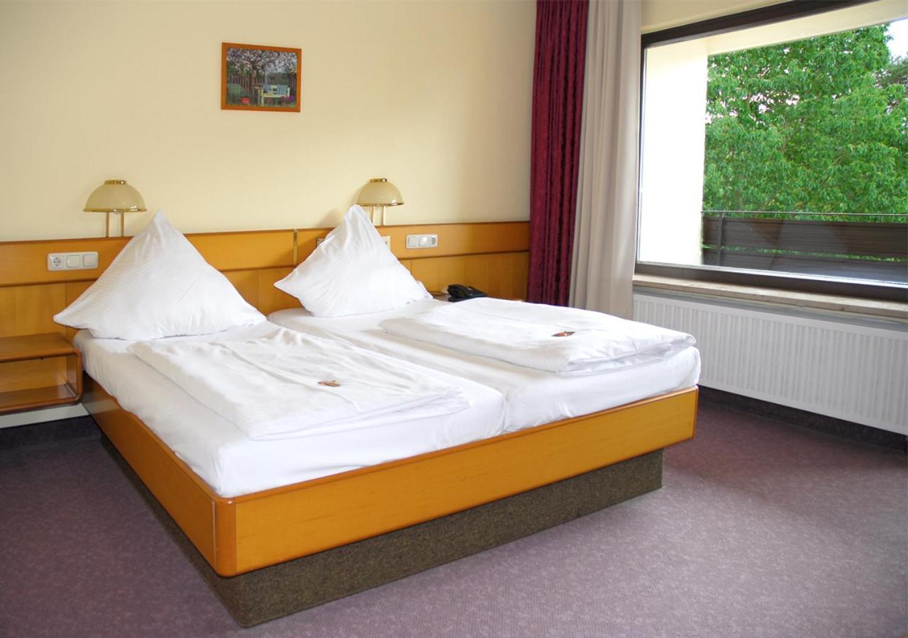 Hotel Selau Neunkirchen am Brand Exterior photo